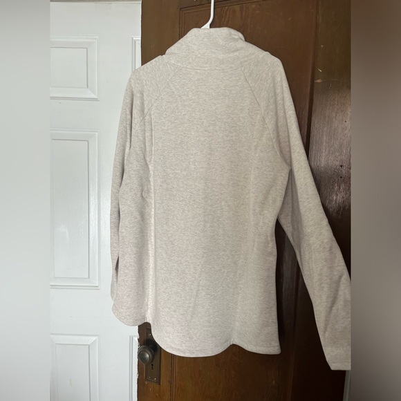 NEW! Athleta Cozy Karma Asym Pullover in “Toasted Brown Heather”looks white/tan. - Picture 6 of 9